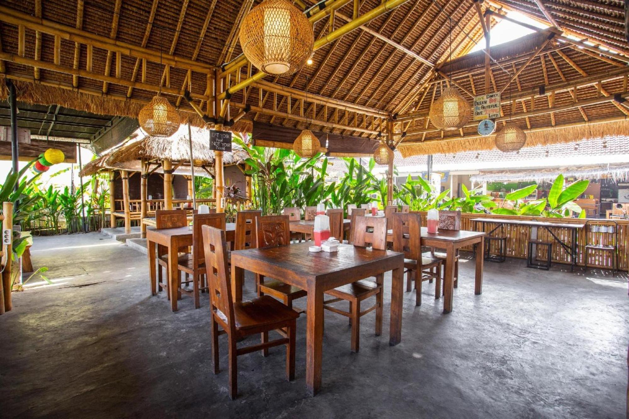 Oyo 1207 Pondok 789 Near Canggu Echo Beach Exterior photo